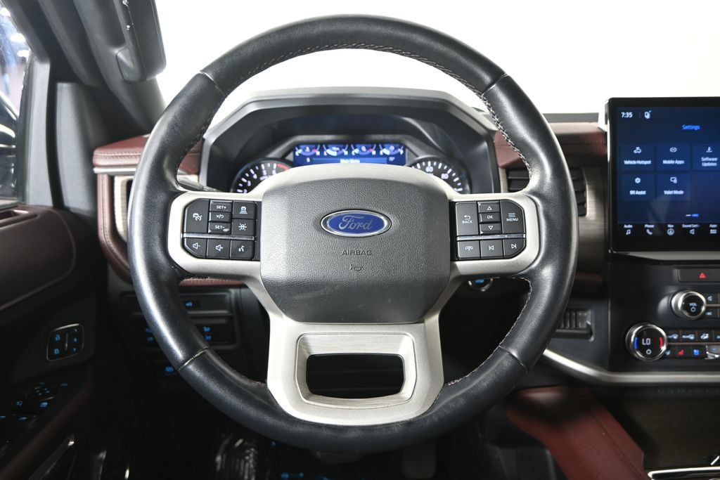 Used 2022 Ford Expedition Max Limited AWD/4WD image 35