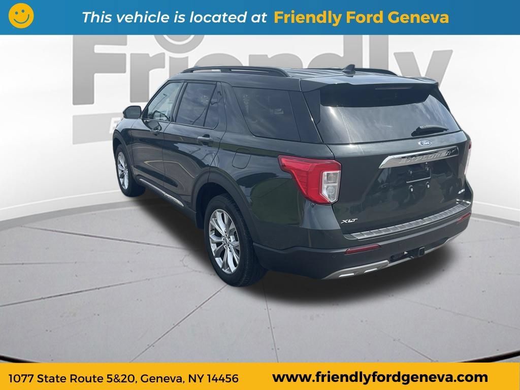 Used 2024 Ford Explorer XLT w/ Equipment Group 202A AWD/4WD image 7