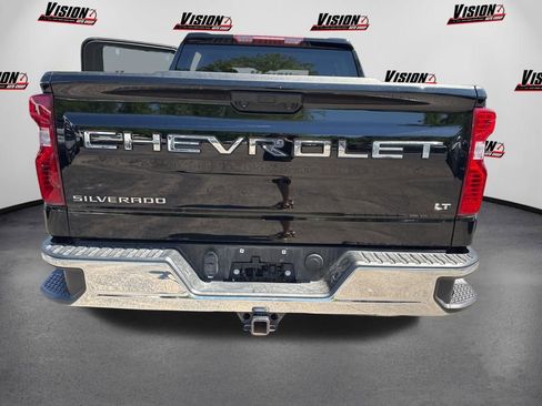 Used 2024 Chevrolet Silverado 1500 LT AWD/4WD image 8