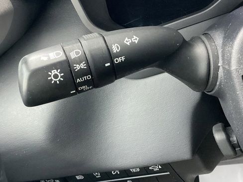 Used 2023 Toyota Tundra Platinum AWD/4WD image 31