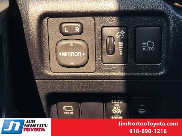 Used 2023 Toyota 4Runner Limited AWD/4WD image 24