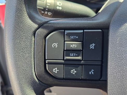 Used 2023 Ford F250 XLT w/ FX4 Off-Road Package AWD/4WD image 23