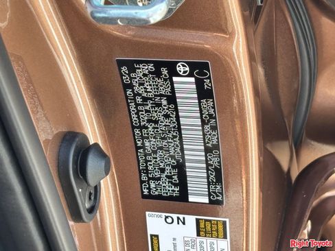 Certified 2026 Toyota Crown Signia AWD/4WD image 32