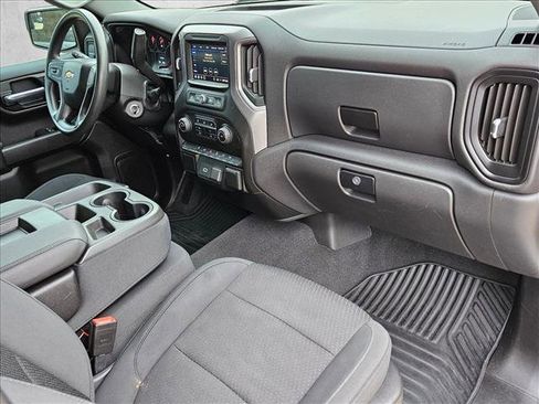 Used 2020 Chevrolet Silverado 1500 Custom w/ Custom Value Package image 22
