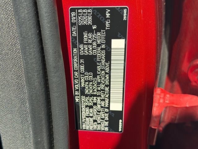 Used 2019 Volvo XC60 T5 Momentum w/ Multimedia Package FWD image 30