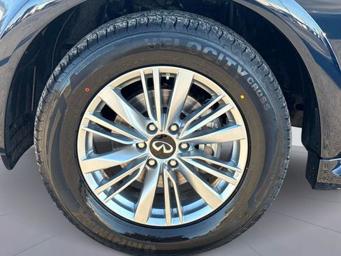 Used 2024 INFINITI QX80 Luxe image 11