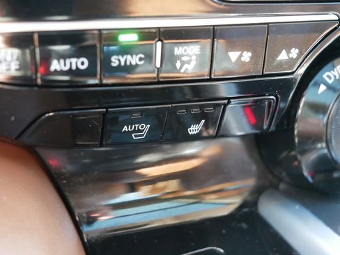 Used 2022 Acura MDX SH-AWD w/ Technology Package image 28