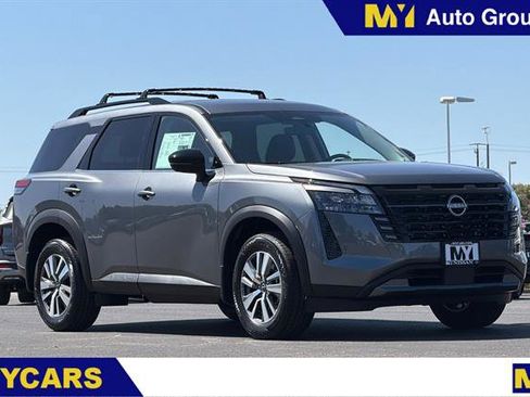 New 2026 Nissan Pathfinder SL w/ Cargo Package FWD image 1