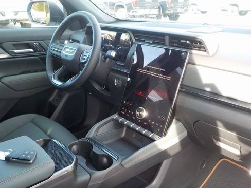 New 2026 GMC Terrain AT4 w/ Convenience Package III image 26