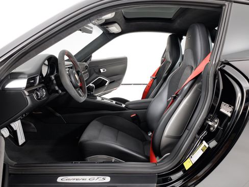 Used 2017 Porsche 911 Carrera GTS RWD image 14