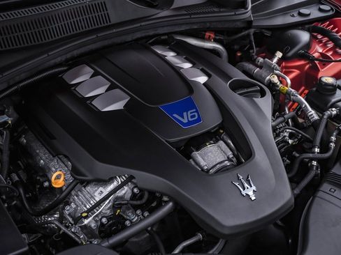 Certified 2022 Maserati Ghibli Modena Q4 image 29