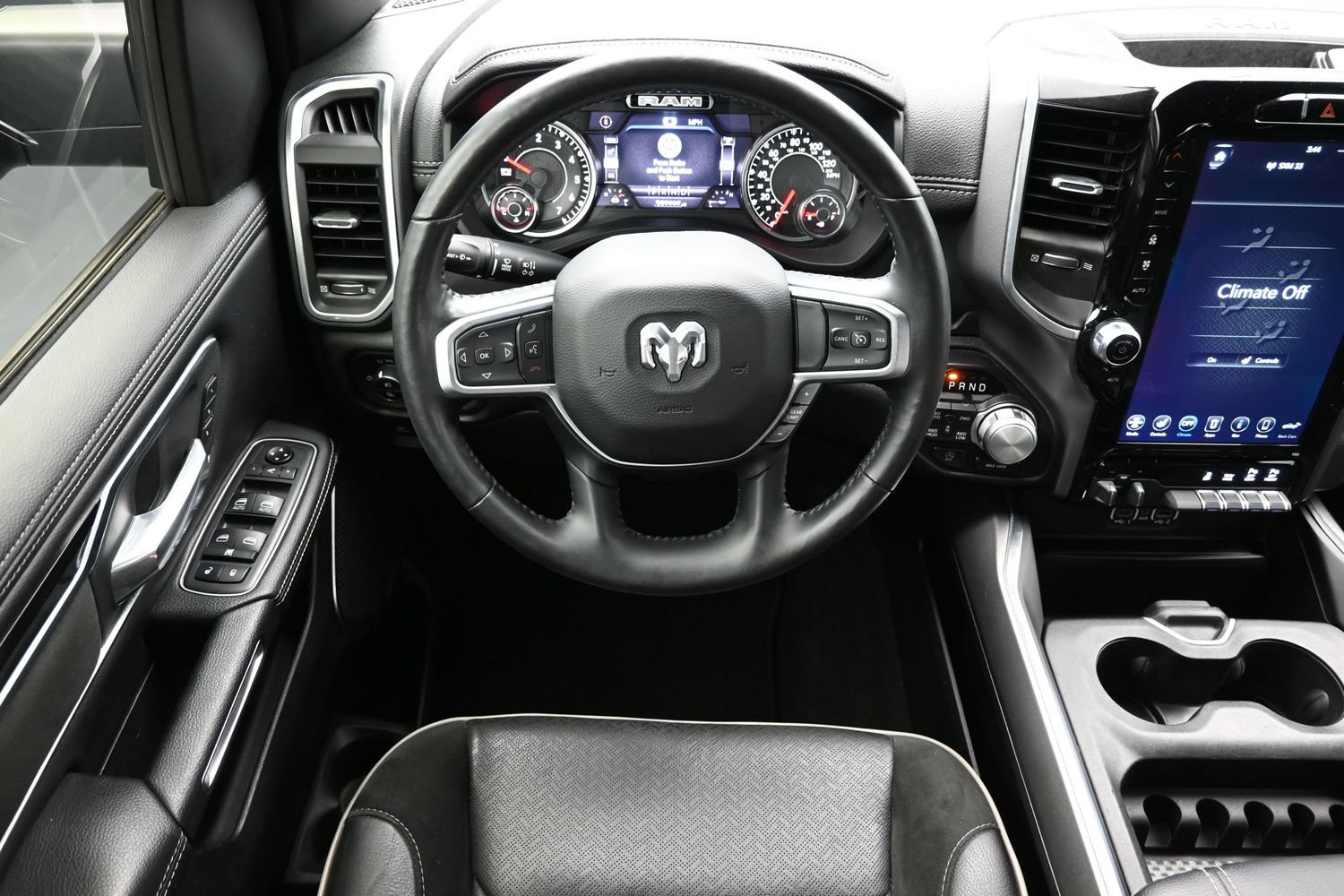 Used 2020 RAM 1500 Laramie w/ Sport Appearance Package AWD/4WD image 31
