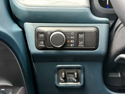 Used 2026 Ford Maverick Lariat w/ Black Appearance Package AWD/4WD image 32