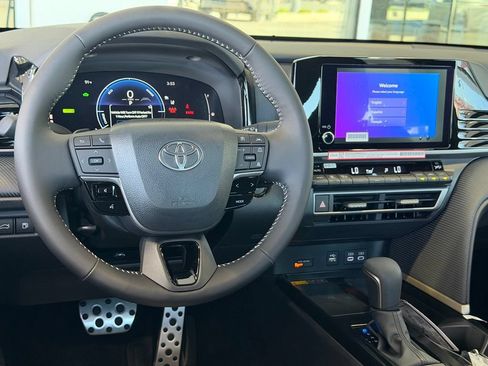 New 2026 Toyota Camry SE FWD image 27