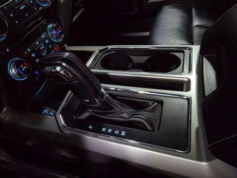 Used 2018 Ford F150 Lariat w/ Equipment Group 502A Luxury image 29