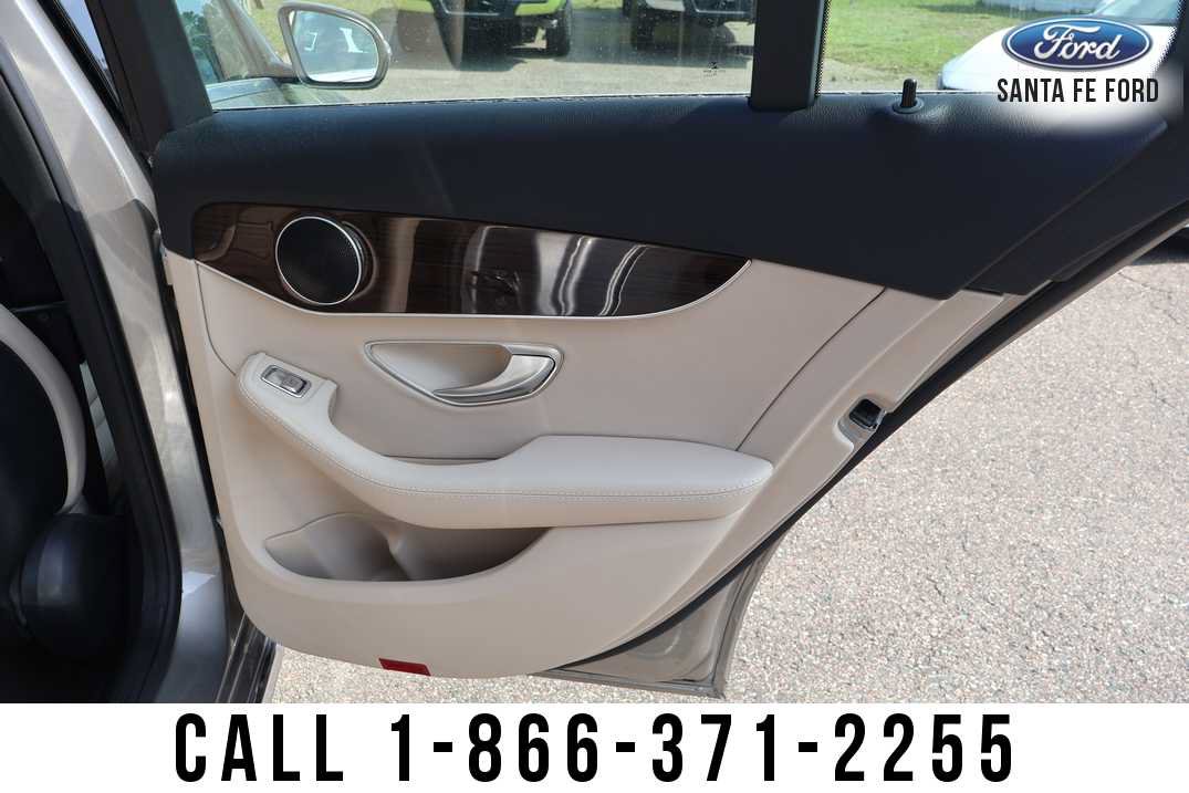 Used 2019 Mercedes-Benz C 300 Sedan image 21