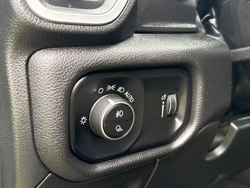 Used 2022 RAM 1500 Big Horn AWD/4WD image 15