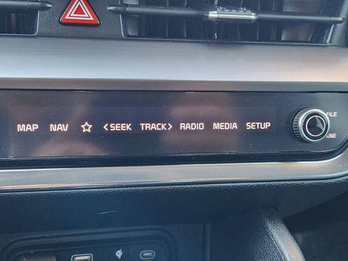 Used 2023 Kia Sportage EX image 20