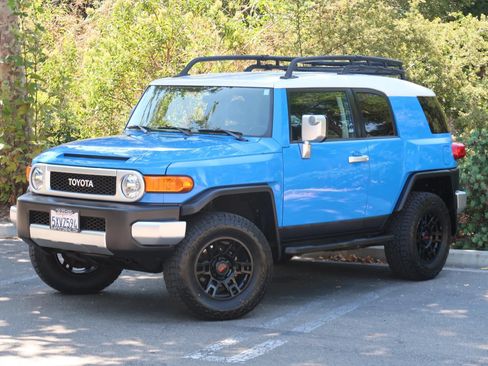 Used 2007 Toyota FJ Cruiser 4WD image 10