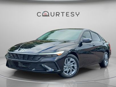 Certified 2025 Hyundai Elantra Blue