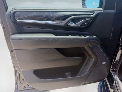 Used 2023 GMC Yukon Denali AWD/4WD image 19