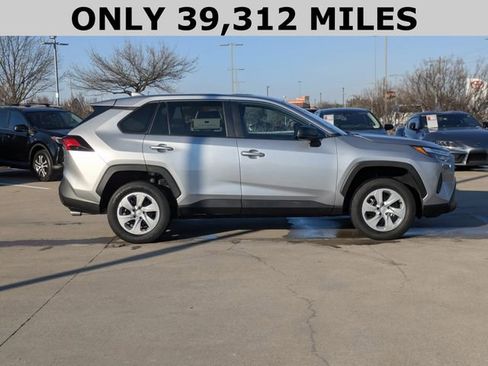 Used 2023 Toyota RAV4 LE image 4