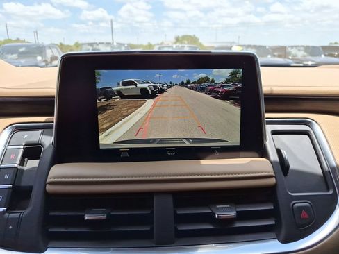 Used 2023 Chevrolet Suburban Premier w/ Max Trailering Package AWD/4WD image 30