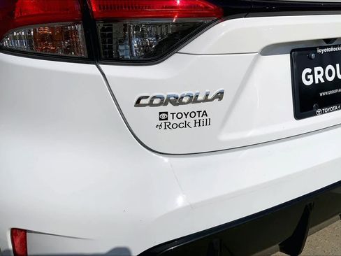 Used 2023 Toyota Corolla XSE image 32