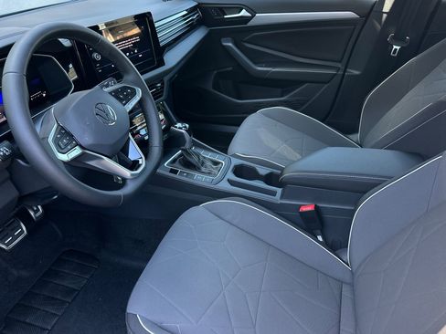 New 2025 Volkswagen Jetta Sport image 8