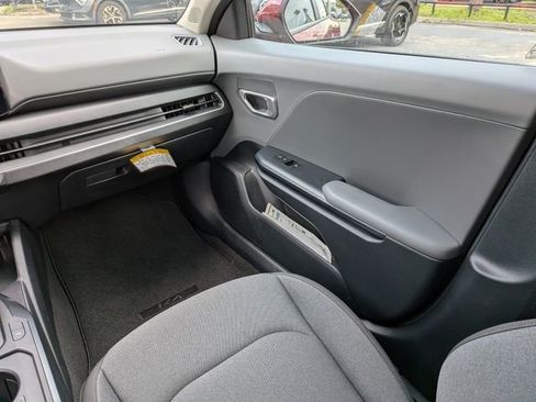 New 2025 Kia K4 FWD image 11