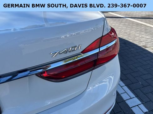 Used 2018 BMW 740i xDrive image 29