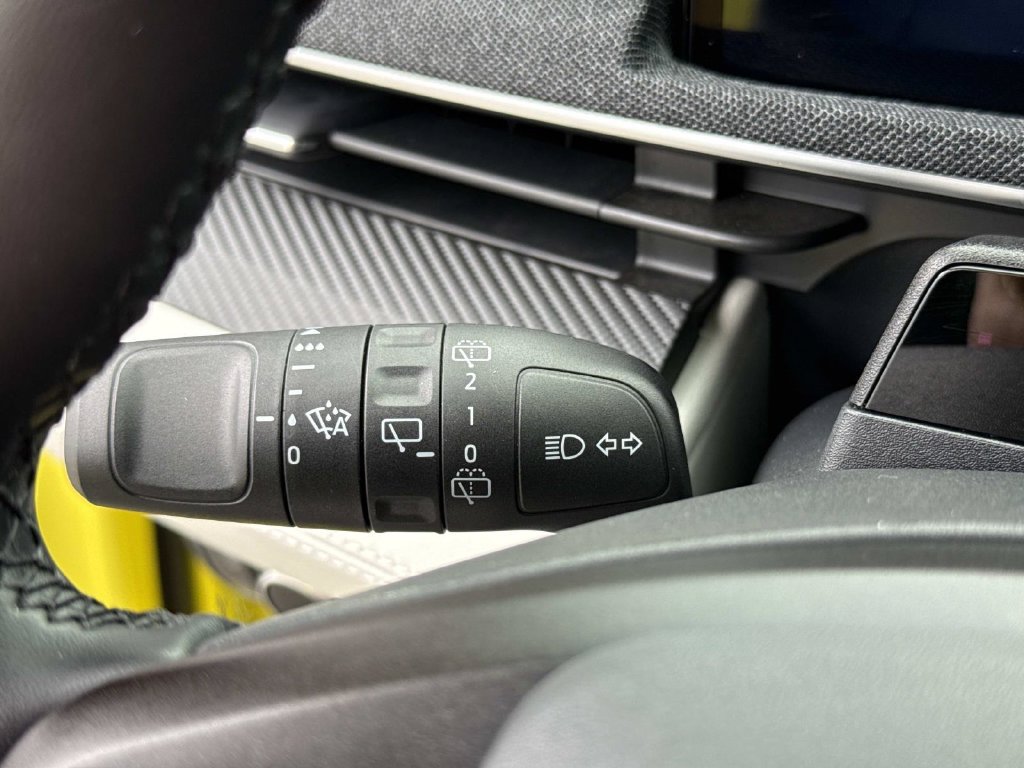 Used 2025 Ford Mustang Mach-E Premium RWD image 40