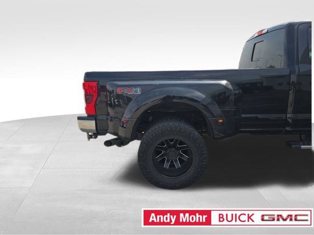 Used 2018 Ford F350 Lariat w/ FX4 Off-Road Package AWD/4WD image 4