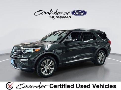 Used 2022 Ford Explorer XLT w/ Equipment Group 202A image 1