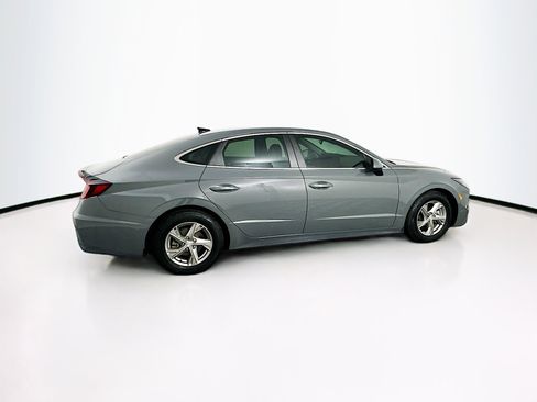 Used 2021 Hyundai Sonata SE w/ Winter Weather Package image 10