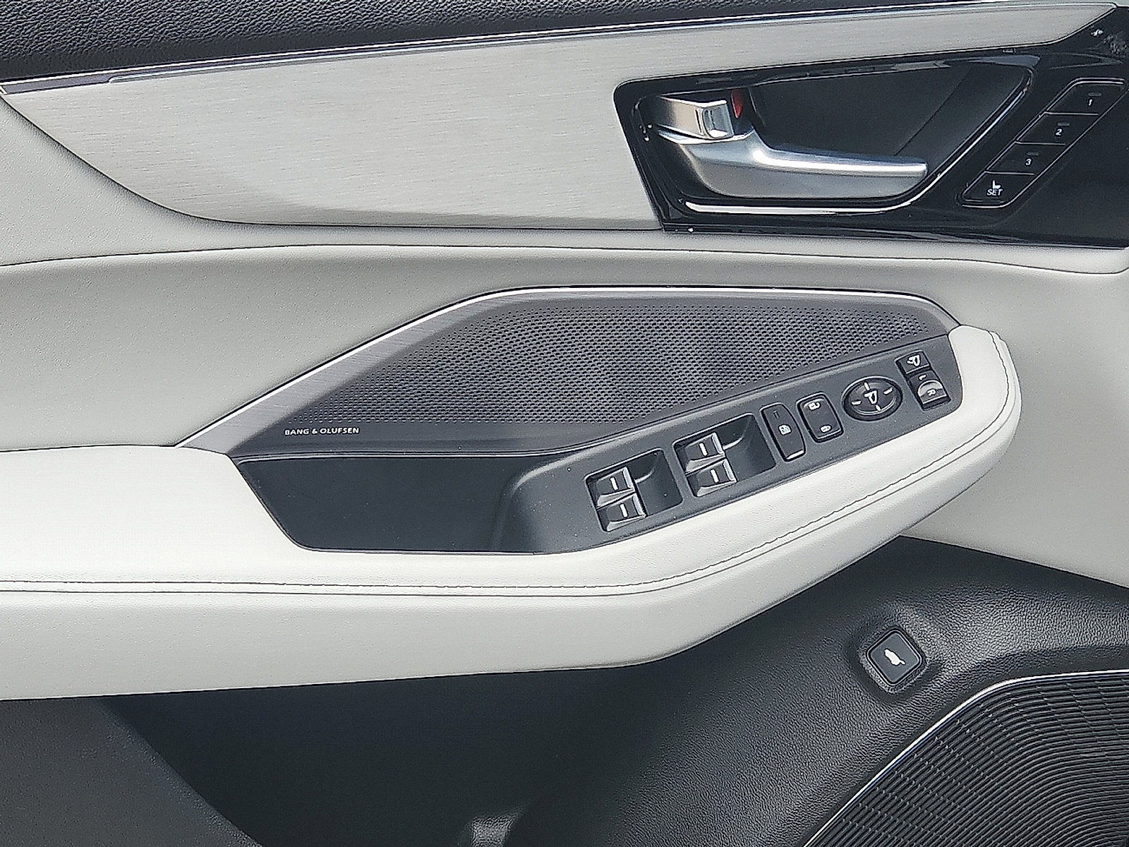 New 2026 Acura MDX w/ Technology Package AWD/4WD image 8