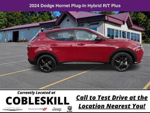 Used 2024 Dodge Hornet R/T Plus w/ R/T Blacktop Package AWD/4WD image 4