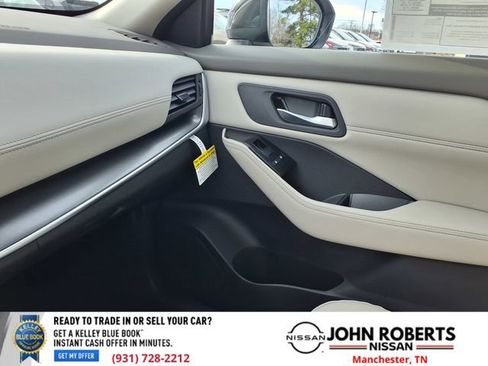 New 2026 Nissan Rogue SV FWD image 8