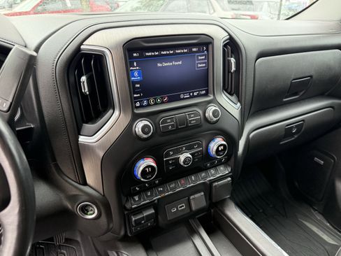 Used 2022 GMC Sierra 2500 Denali w/ Denali Ultimate Package image 20