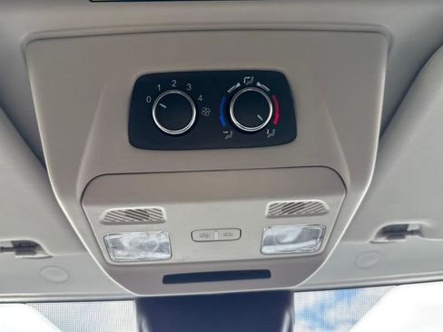 Used 2023 Ford Transit 350 XLT image 34