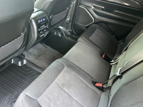 Used 2022 Jeep Grand Cherokee L Laredo w/ Luxury Tech Group I image 13