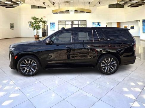 Used 2021 Cadillac Escalade Sport Platinum w/ Heavy-Duty Trailer Package AWD/4WD image 8