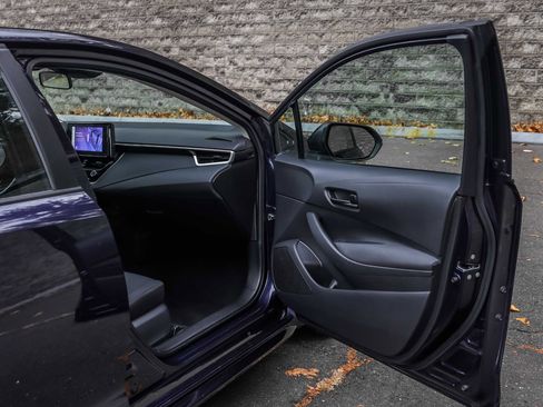 Certified 2023 Toyota Corolla LE image 15