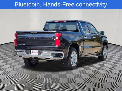 Used 2024 Chevrolet Silverado 1500 LTZ w/ Z71 Off-Road Package AWD/4WD image 4