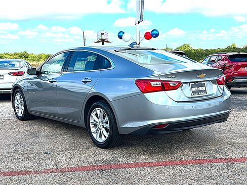 Used 2025 Chevrolet Malibu LT FWD image 6