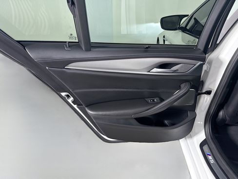 Used 2019 BMW M5 w/ Executive Package image 26