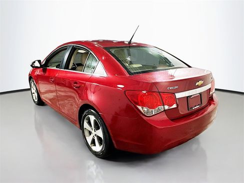 Used 2011 Chevrolet Cruze LT image 6