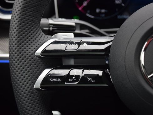 New 2026 Mercedes-Benz CLE 300 4MATIC Coupe image 23