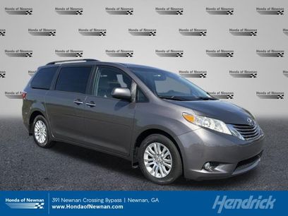 Used 2017 Toyota Sienna XLE