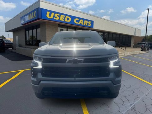 Used 2023 Chevrolet Silverado 1500 RST AWD/4WD image 3